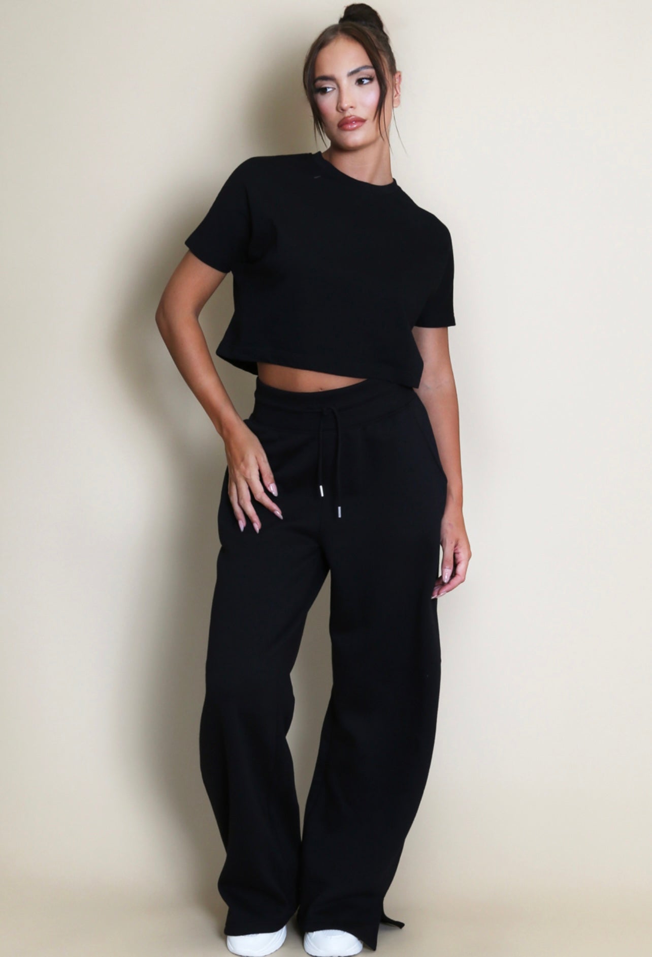Black Boxy Relaxed Cropped T-Shirt