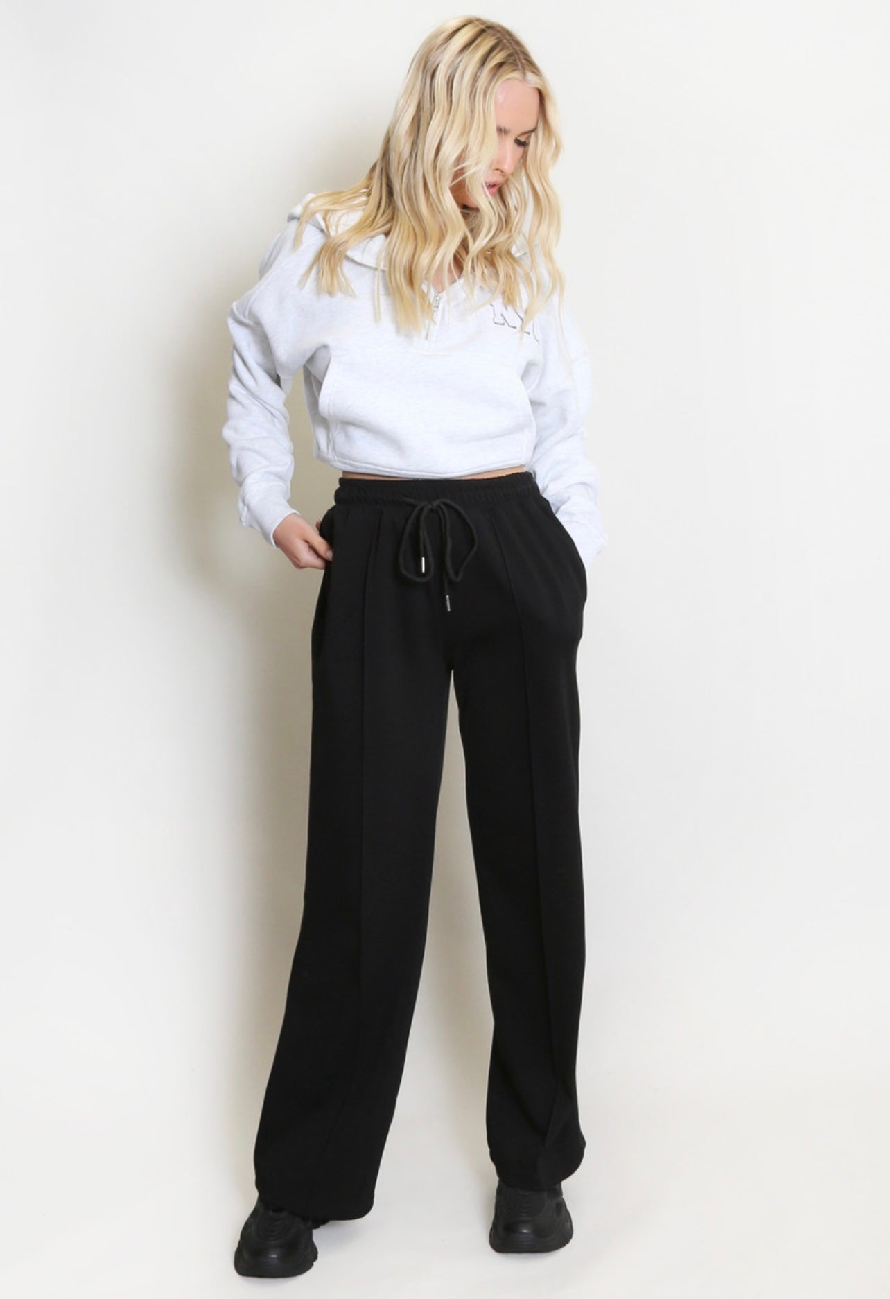 Black Pintuck Wide Leg Jogger