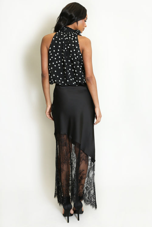 (PRE-ORDER) arriving next week    Black Asymmetric Lace Hem Satin Skirts