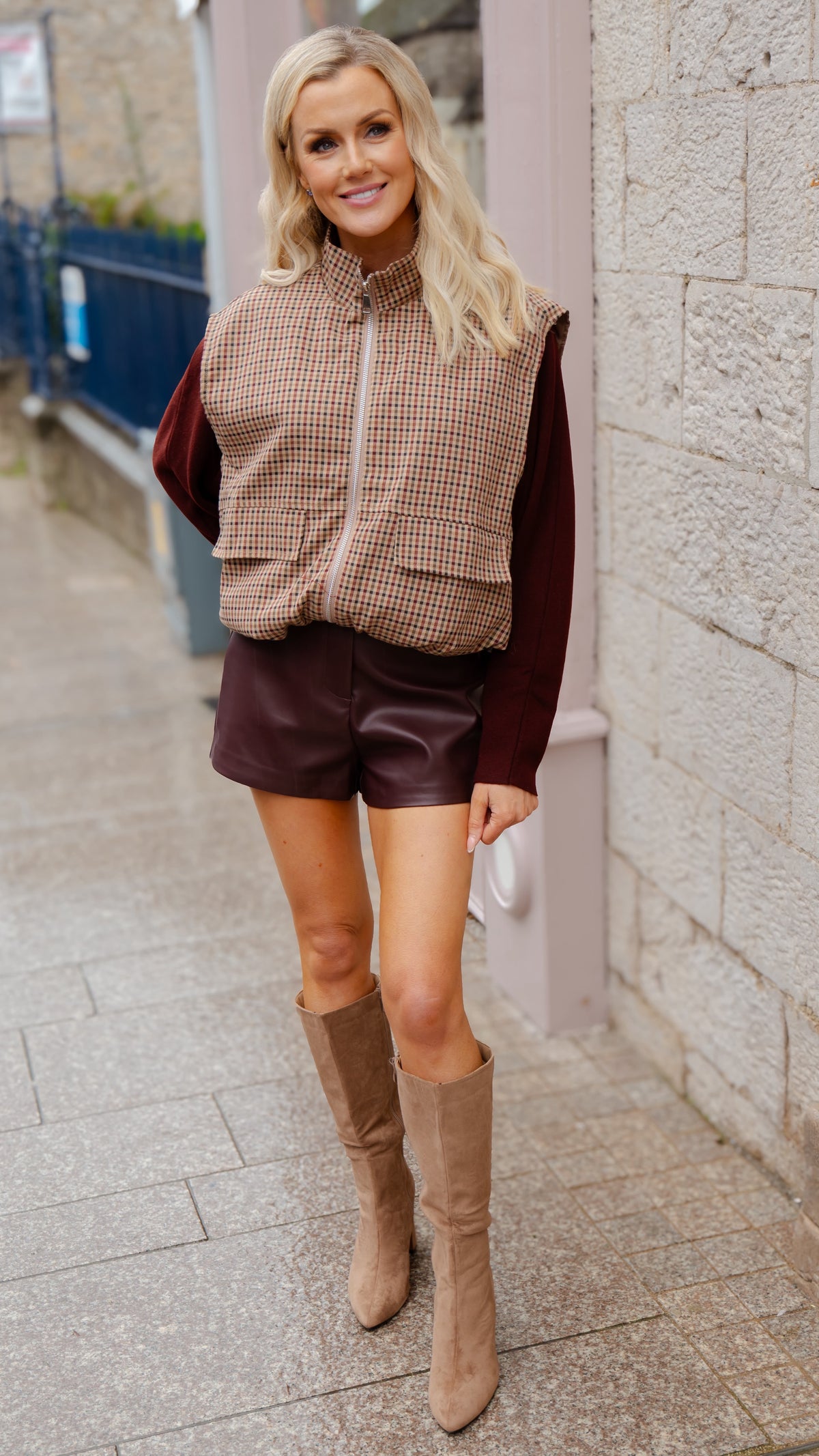 Check Dipped Hem Gilet