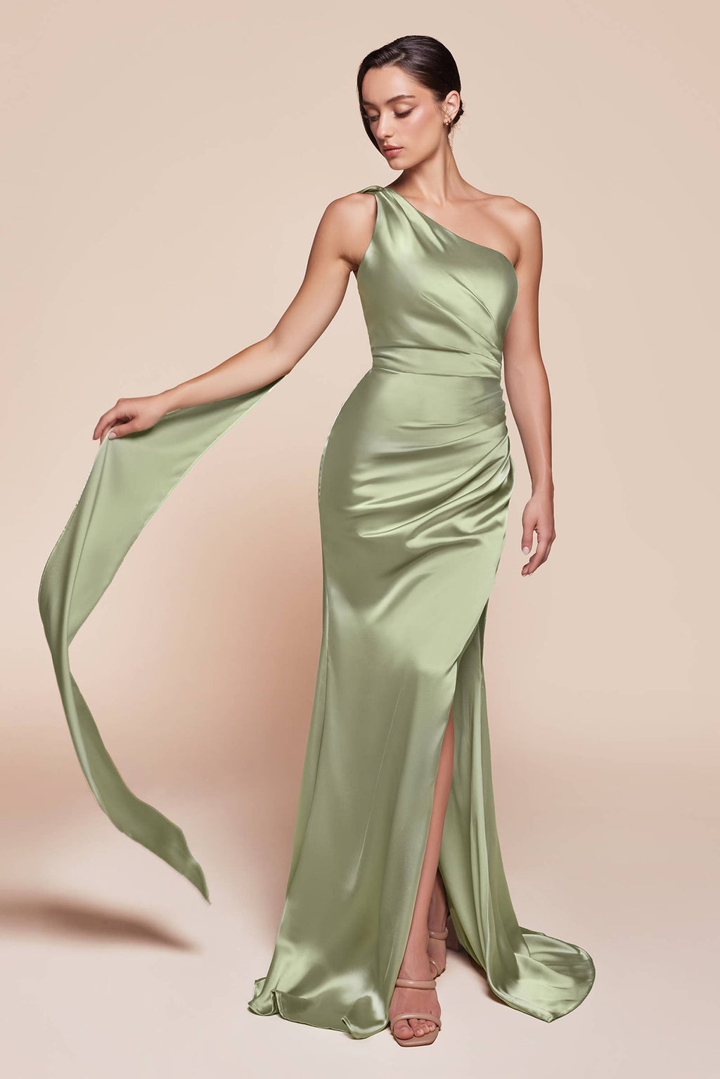 ONE SHOULDER LUXE SATIN FITTED GOWN
: Burgundy / 10