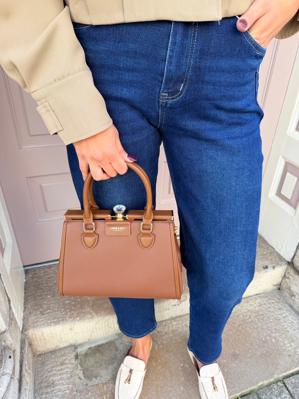 Diamond Clasp Top Handle Handbag
