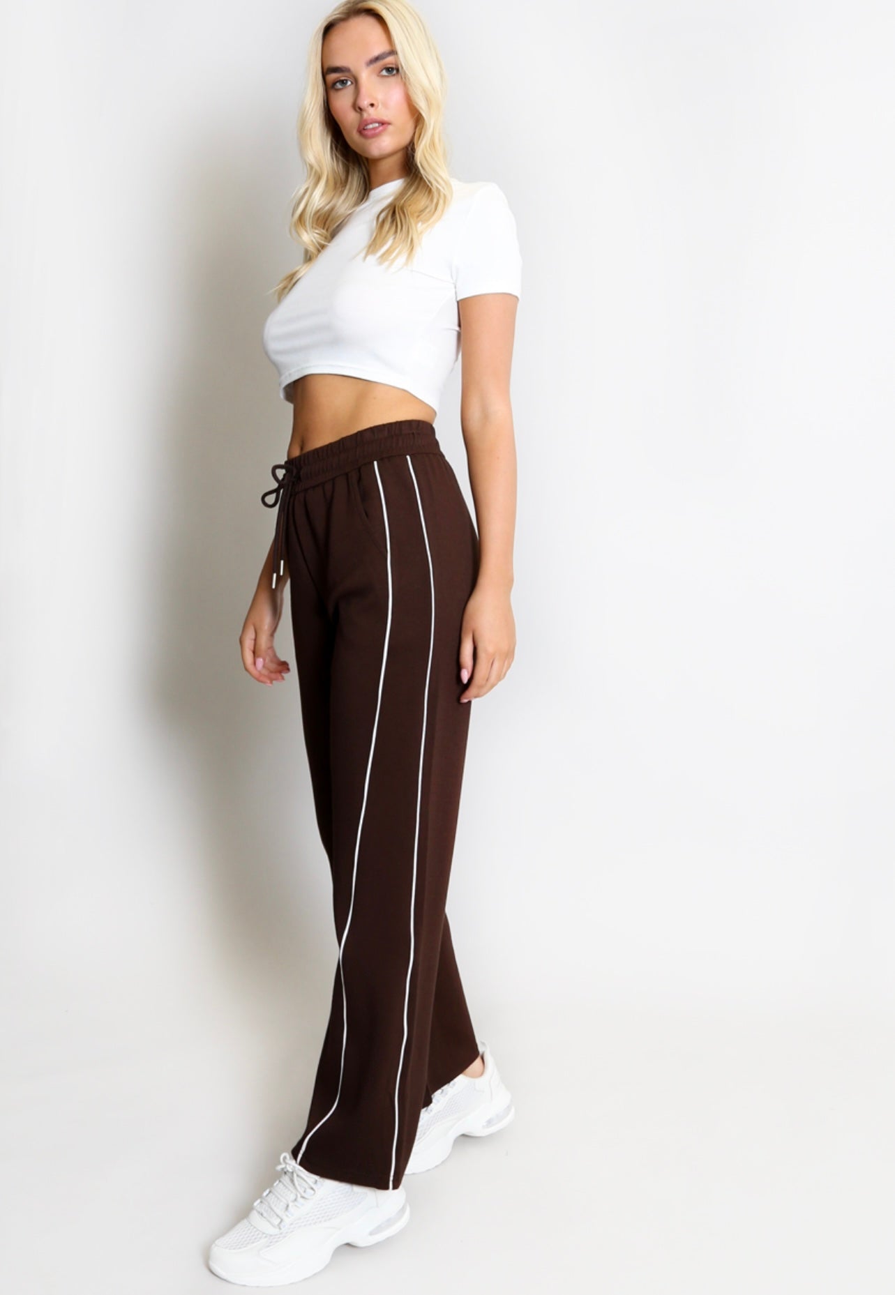 Wide Leg Trouser With Side Piping