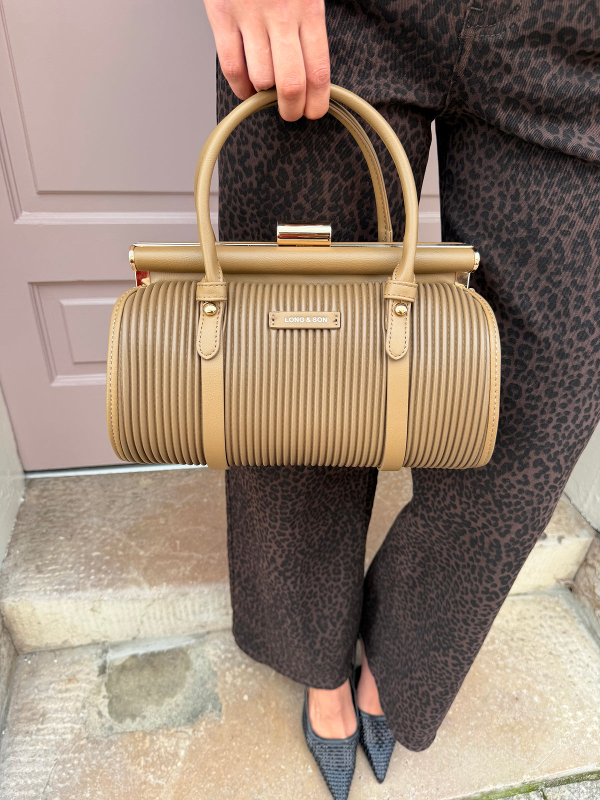 Long Ribbed Detail Gold Detail Buckle Handbag