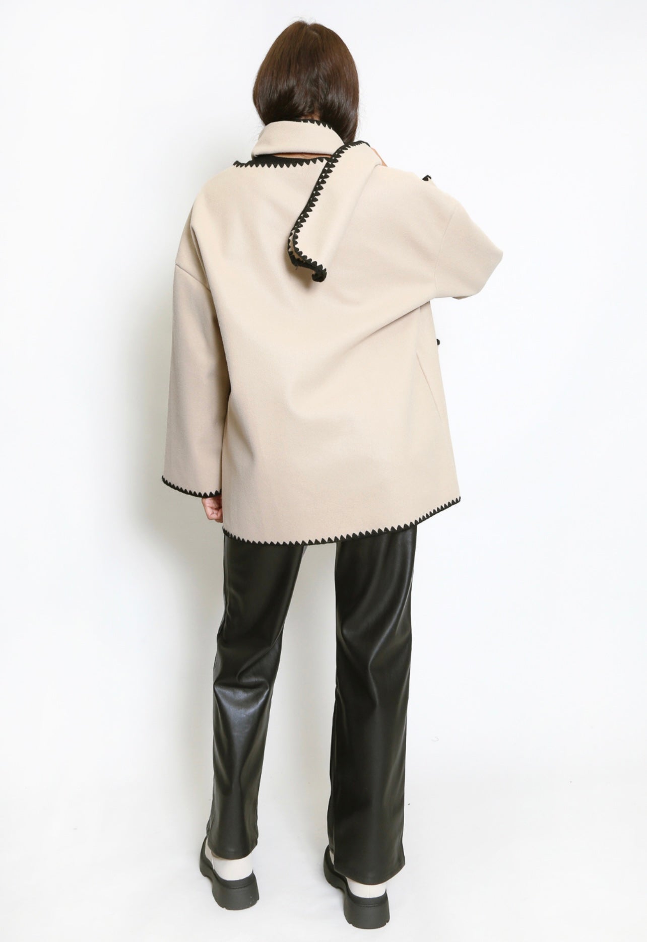 Beige Button Contrast Edge Jacket And Scarf Set