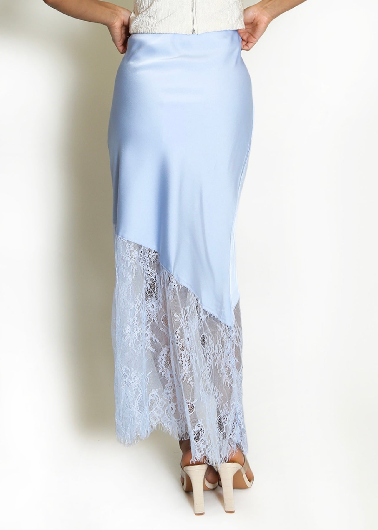 (PRE-ORDER) arriving next week      Blue Asymmetric Lace Hem Satin Skirts