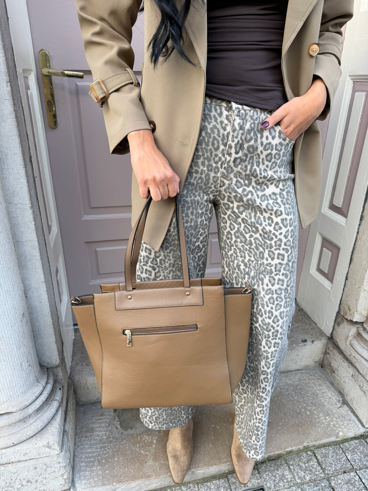 Gold Bee Detail Shoulder Tote Handbag