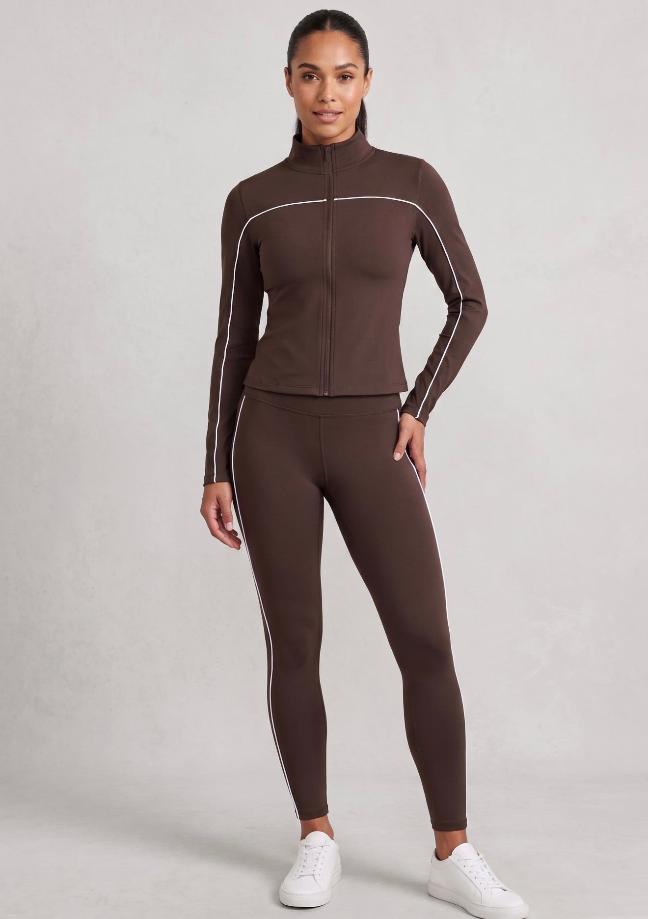 Brown Contrast Piping Active Gym Set